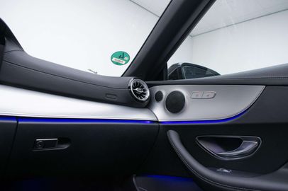 Car image 36