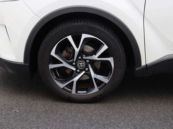 Toyota C-HR 1.2 85 kW image number 17