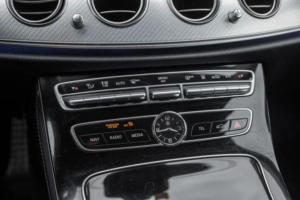 Mercedes-Benz E 220 d T 4Matic 9G-Tronic Exclusive 143 kW image number 26