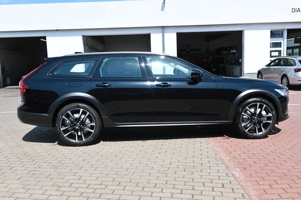 Volvo V90 Cross Country AWD B4 145 kW image number 7