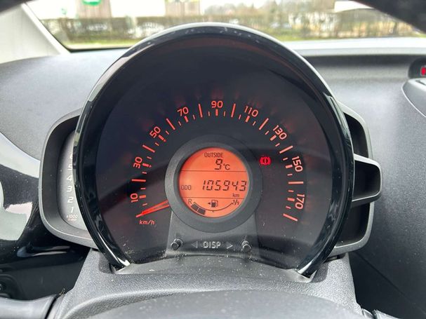 Toyota Aygo 51 kW image number 15