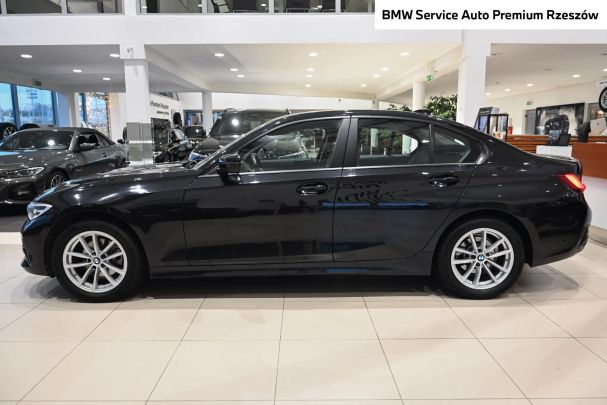 BMW 320d Touring xDrive Sport Line 140 kW image number 19