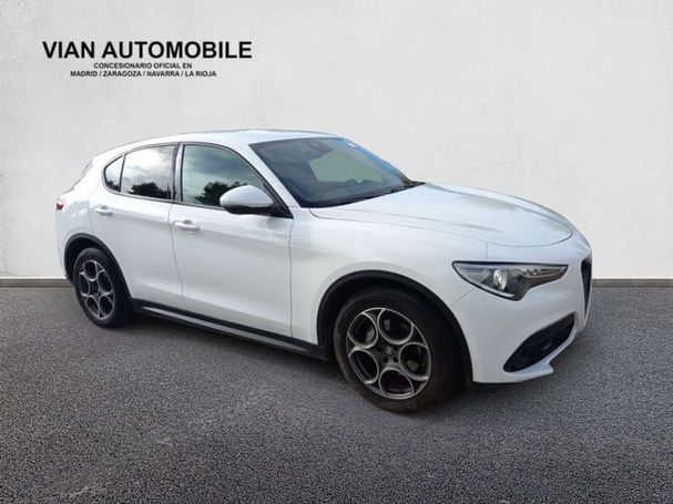 Alfa Romeo Stelvio 2.2 118 kW image number 2