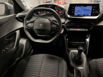 Car image 36