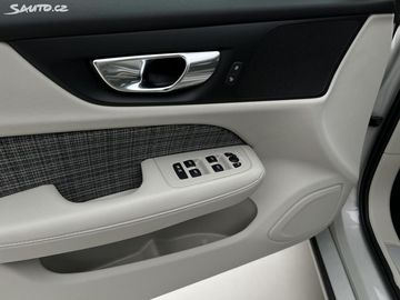 Car image 35