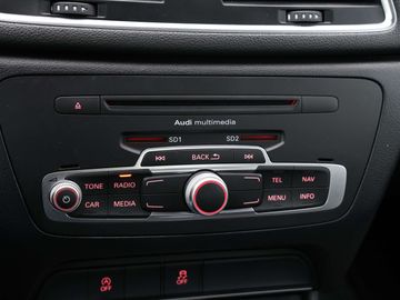 Car image 24