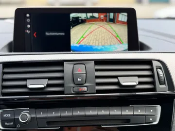 Car image 36