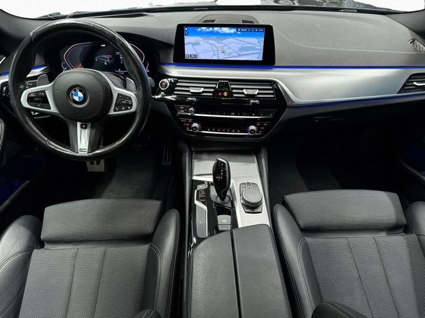 BMW 530d Touring xDrive 195 kW image number 11