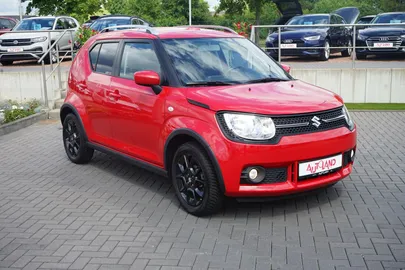 Car image 3