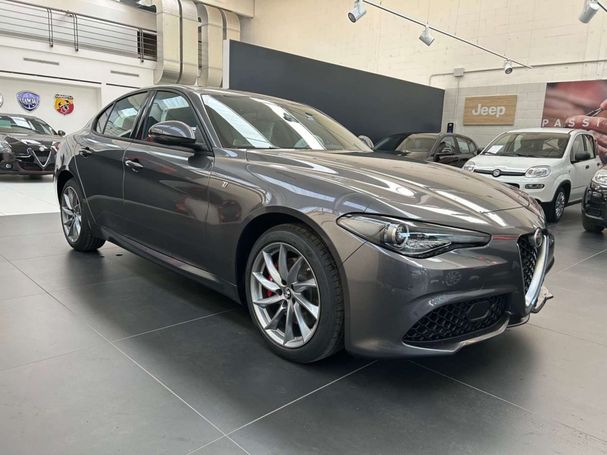 Alfa Romeo Giulia 2.2 Q4 154 kW image number 2