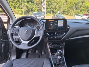 Car image 11