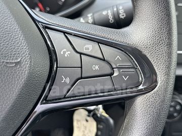 Car image 36