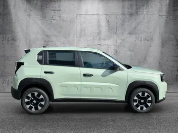 Car image 19