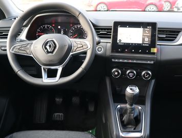 Car image 12