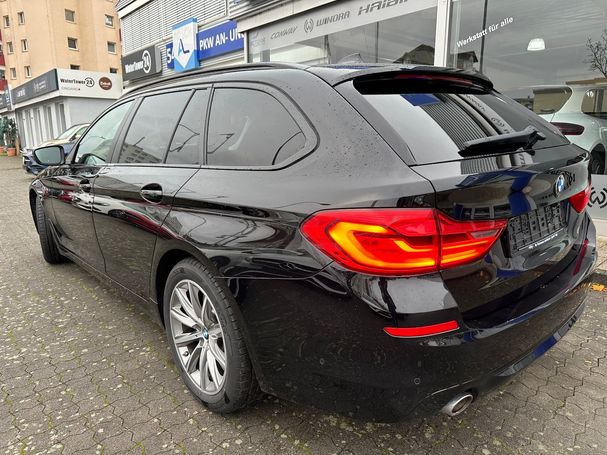 BMW 520i Touring 135 kW image number 4