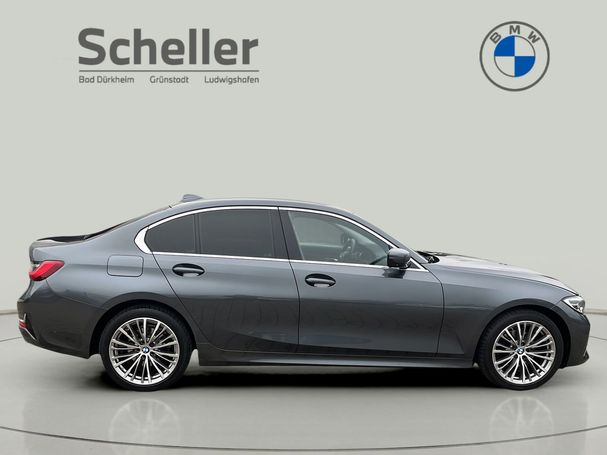 BMW 320d xDrive Luxury Line 140 kW image number 3