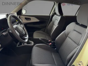 Car image 4