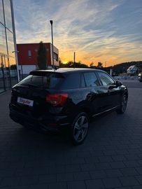 Car image 29