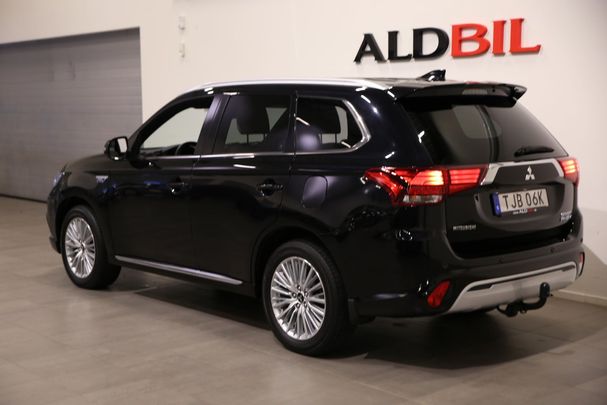 Mitsubishi Outlander Plug-In Hybrid 165 kW image number 3