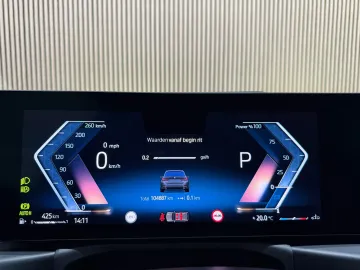 Car image 38
