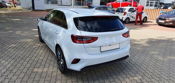 Kia Ceed 1.5 T-GDI 118 kW image number 4