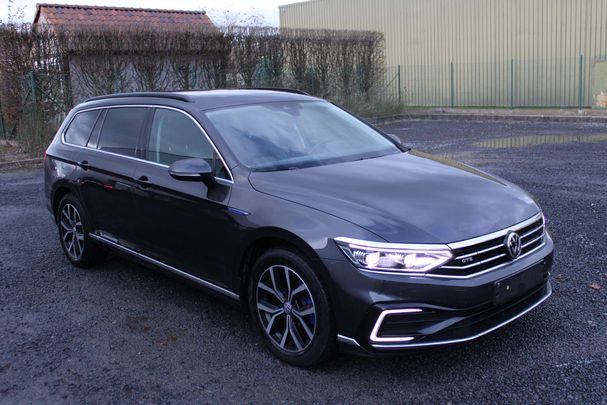 Volkswagen Passat GTE 1.4 TSI PHEV DSG 160 kW image number 2