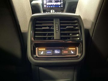 Car image 41