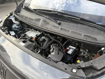 Car image 23