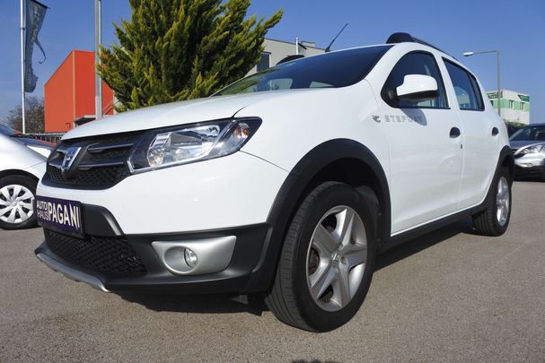 Dacia Sandero Stepway TCe 90 66 kW image number 2