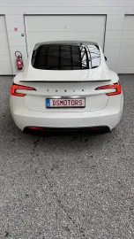 Car image 46