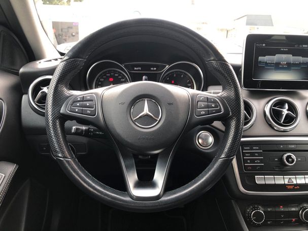 Mercedes-Benz GLA 180 108 kW image number 11