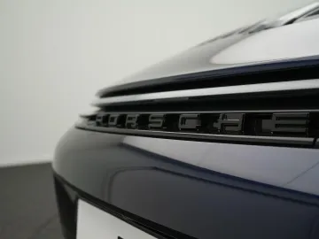 Car image 39