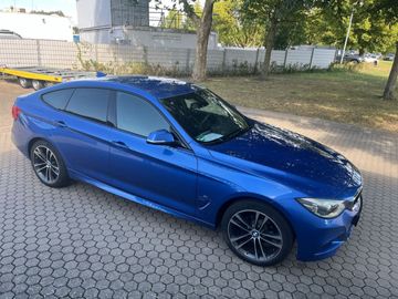 Car image 40