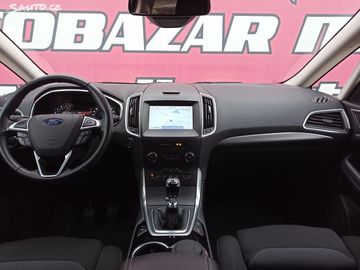 Car image 33