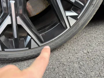 Car image 41