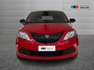 Car image 2