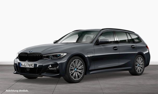 BMW 330e Touring M Sport xDrive 215 kW image number 1