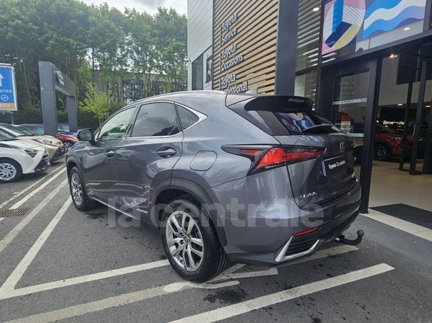 Lexus NX 300 h 145 kW image number 14