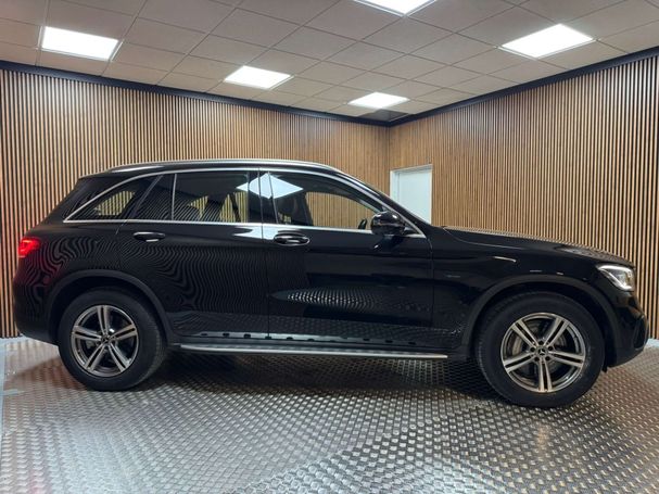 Mercedes-Benz GLC 300 e 4Matic 9G-Tronic 235 kW image number 4