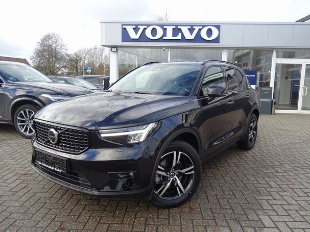 Volvo XC40 B4 Plus Dark 145 kW image number 1