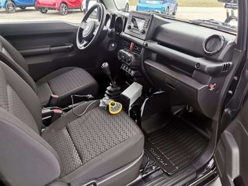 Car image 12