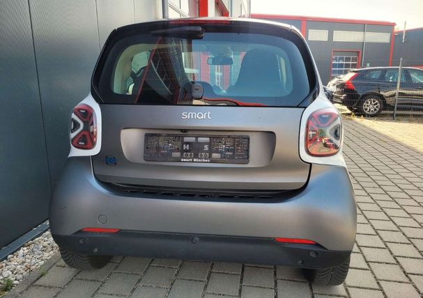 Smart ForTwo EQ 60 kW image number 2