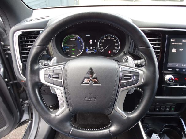 Mitsubishi Outlander 2.4 Spirit 165 kW image number 17