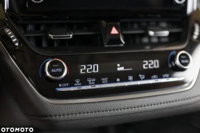 Car image 33