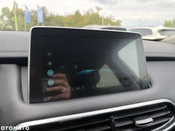 Car image 38