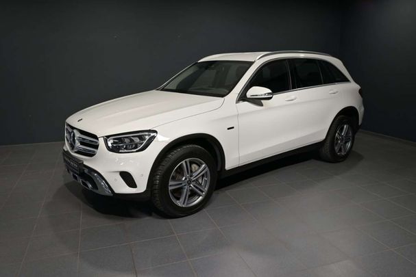 Mercedes-Benz GLC 300 de 225 kW image number 1