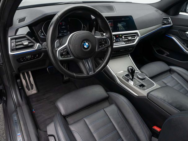 BMW 320d Touring M Sport 140 kW image number 24