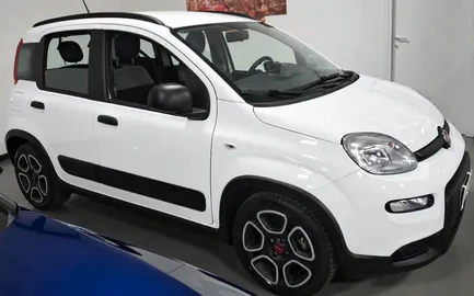 Car image 2