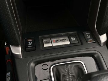 Car image 33