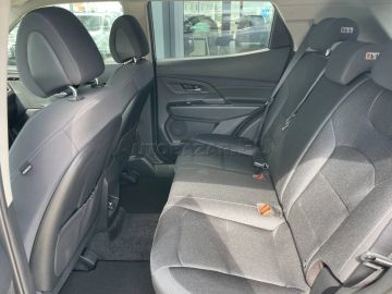 Car image 34